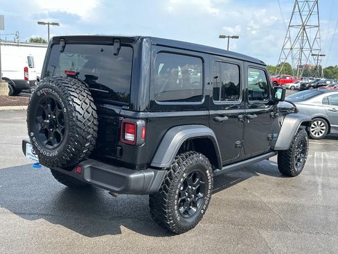 Used 2023 Jeep Wrangler Unlimited w/ Sun & Screen Package AWD/4WD image 3