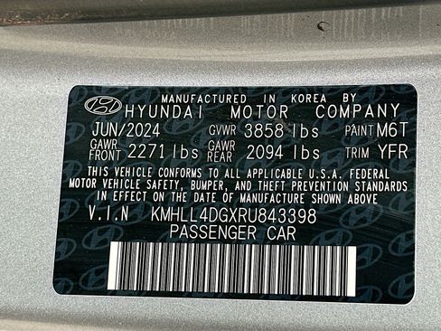 Used 2024 Hyundai Elantra SE image 12