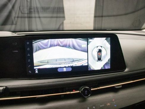 Used 2023 Nissan Ariya FWD image 37