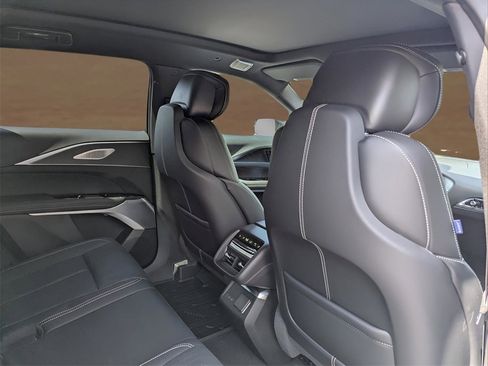 New 2026 Cadillac Lyriq V image 13