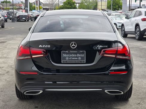 Used 2022 Mercedes-Benz A 220 4MATIC image 4