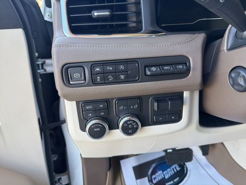 Used 2024 GMC Yukon Denali w/ Max Trailering Package AWD/4WD image 10