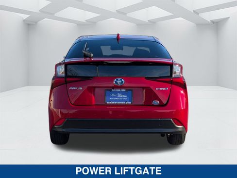 Used 2022 Toyota Prius LE image 5