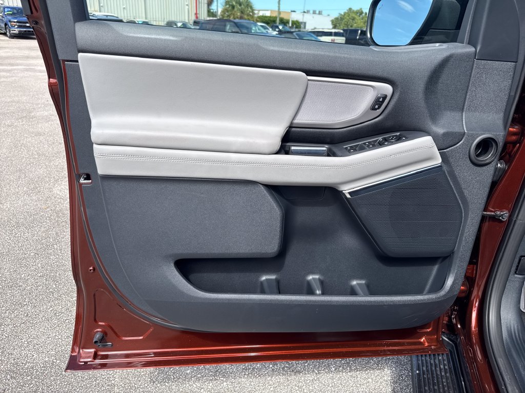 New 2027 Ford Expedition Max Active RWD image 17