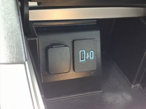 Used 2020 Ford Explorer ST w/ ST Street Pack image 18