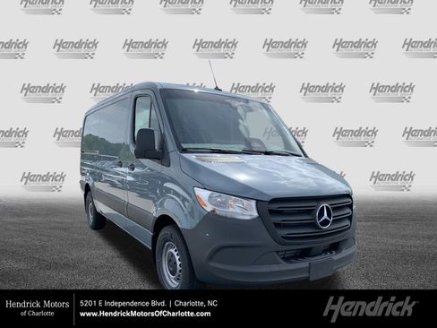 New 2025 Mercedes-Benz Sprinter 2500 image 1