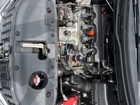 Used 2013 Honda Civic EX-L image 9