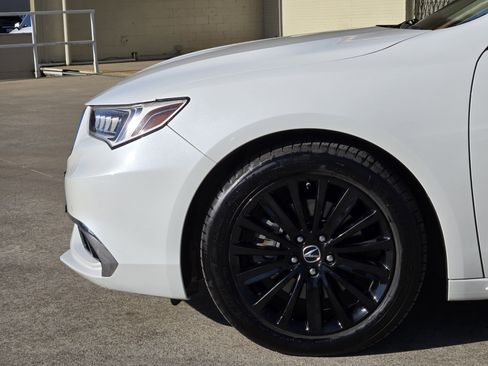 Used 2018 Acura TLX V6 SH-AWD w/ Advance Package image 17
