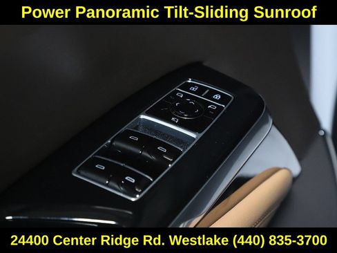 Used 2026 Cadillac Escalade Luxury w/ LPO, Floor Liner Package AWD/4WD image 17