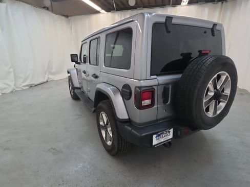 Used 2020 Jeep Wrangler Unlimited Sahara w/ Uconnect 4C Nav & Sound Group image 4