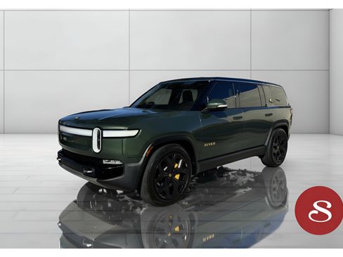 Used 2023 Rivian R1S Adventure image 1