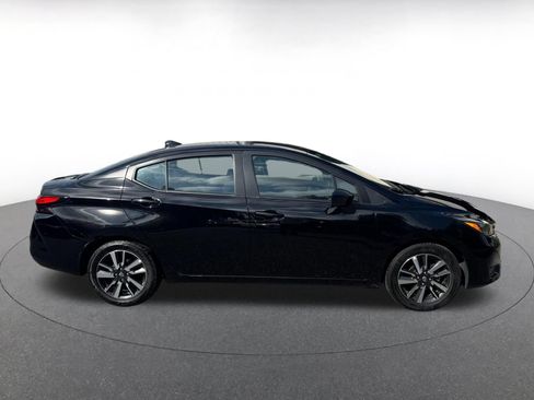 Used 2025 Nissan Versa SV FWD image 15