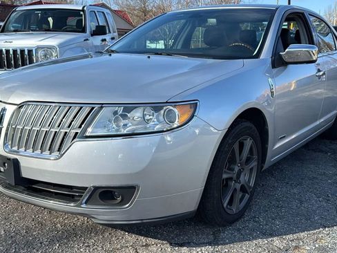 Used 2011 Lincoln MKZ Hybrid w/ 202A Rapid Spec Order Code image 3