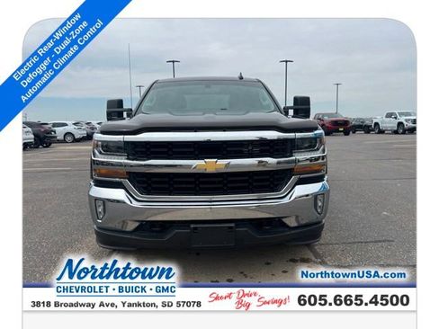 Used 2018 Chevrolet Silverado 1500 LT w/ All Star Edition AWD/4WD image 3