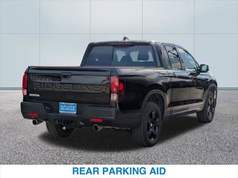 Certified 2025 Honda Ridgeline Black Edition image 7