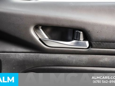 Used 2025 Nissan Altima 2.5 SV image 44