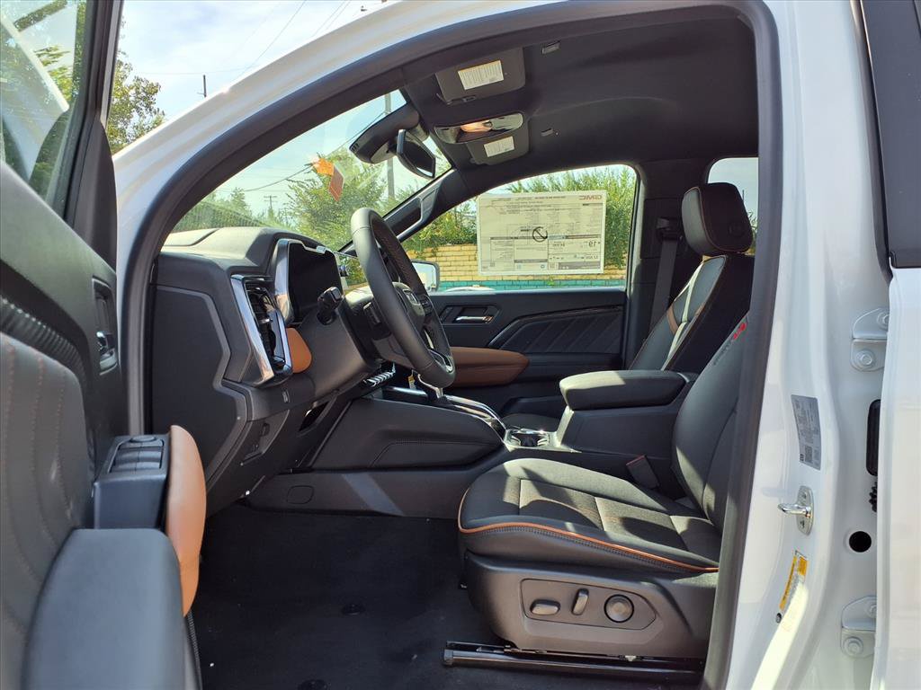 New 2026 GMC Canyon AT4 AWD/4WD image 14