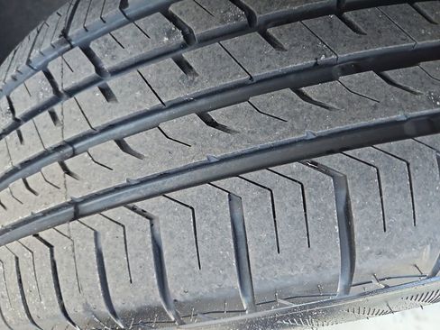 Used 2024 Buick Enclave Premium image 35