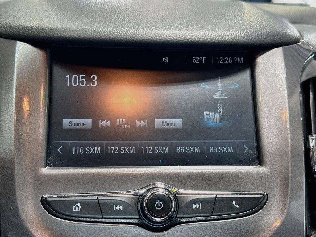 Used 2018 Chevrolet Cruze LT w/ Convenience Package FWD image 14