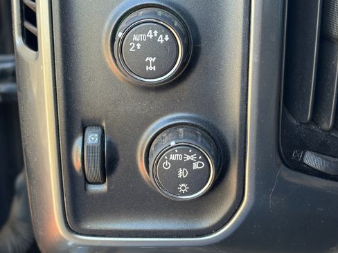 Used 2017 Chevrolet Silverado 1500 LTZ Z71 w/ LTZ Plus Package image 10