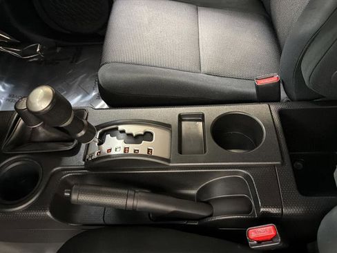 Used 2010 Toyota FJ Cruiser 4WD image 26