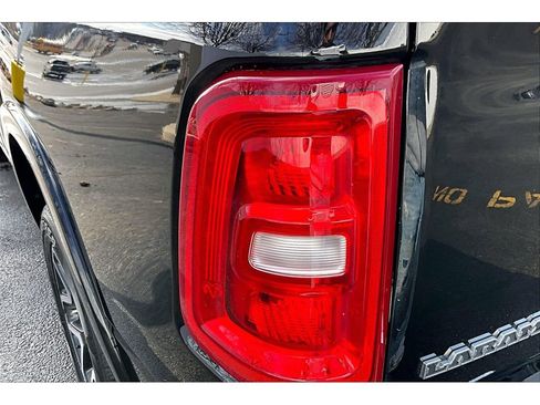 Used 2025 RAM 1500 Laramie image 35
