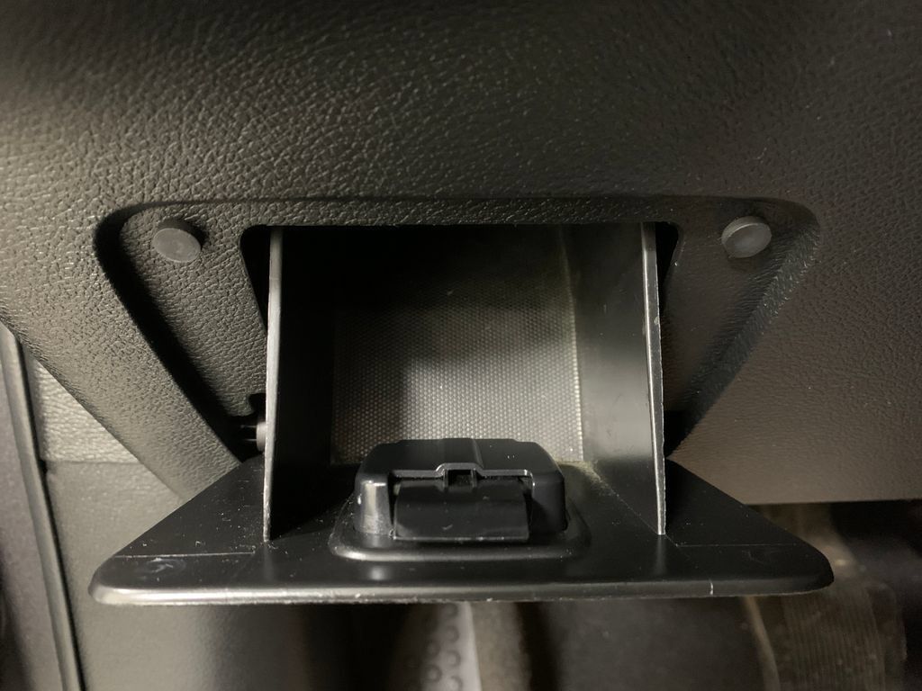 Used 2019 Jeep Cherokee Latitude Plus AWD/4WD image 21