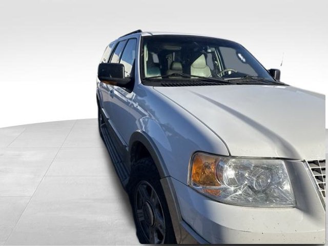 Used 2005 Ford Expedition Eddie Bauer AWD/4WD image 9