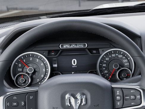 New 2026 RAM 2500 Big Horn AWD/4WD image 17