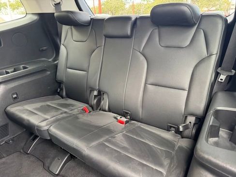 Used 2023 Kia Telluride S image 14