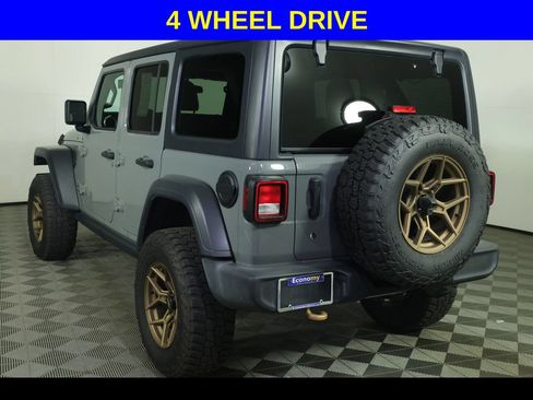 Used 2019 Jeep Wrangler Unlimited Sport S AWD/4WD image 4