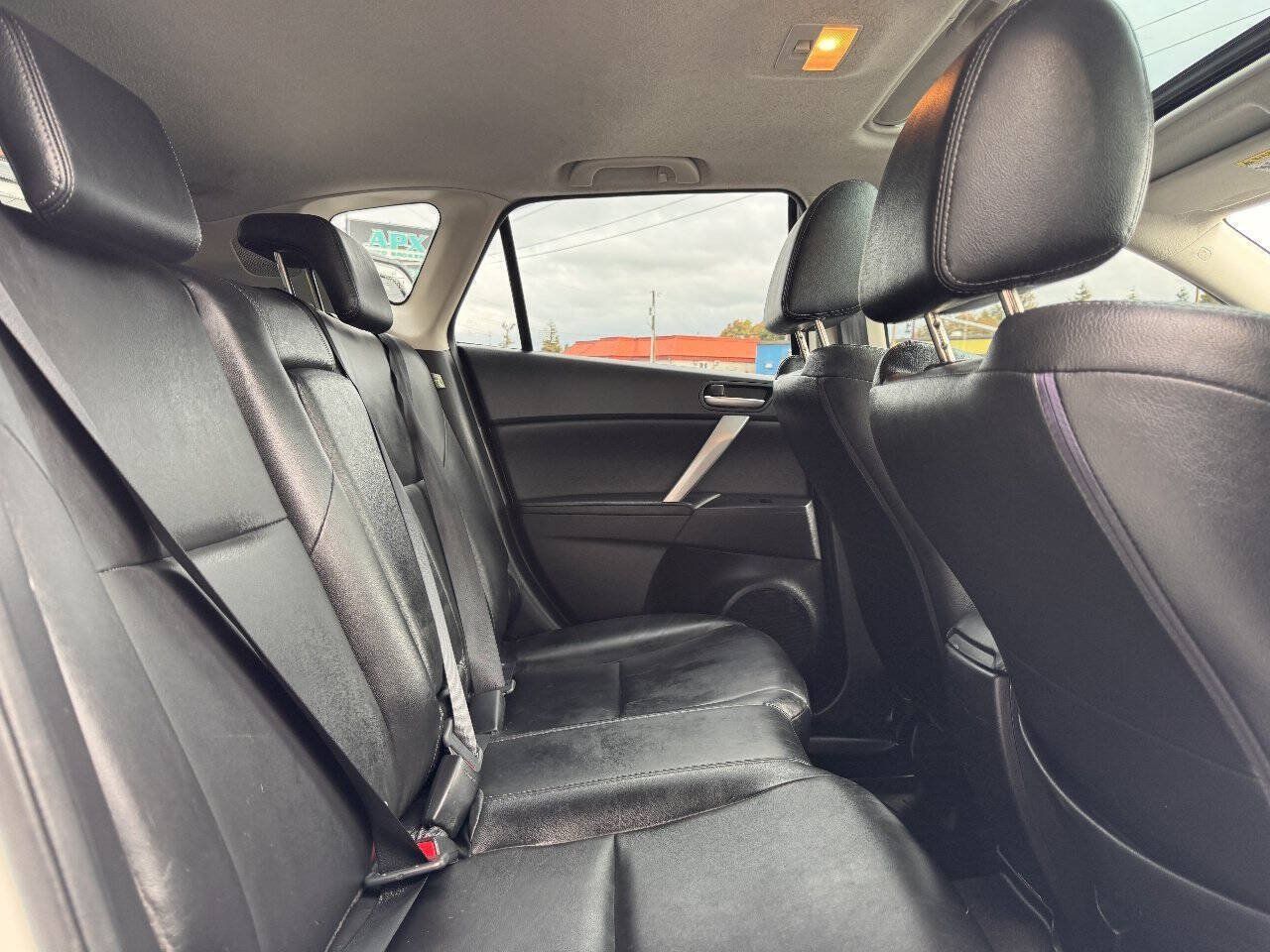 Used 2010 MAZDA MAZDA3 s Grand Touring FWD image 17