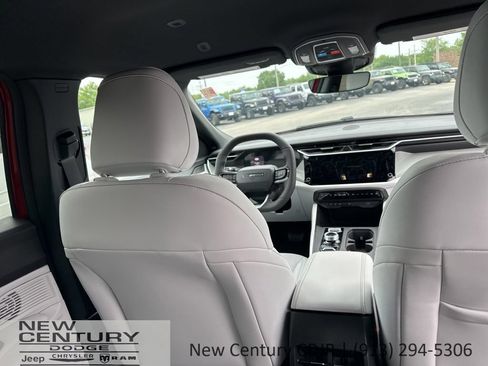 New 2026 Jeep Cherokee Limited AWD/4WD image 24