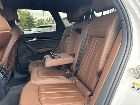 Used 2018 Audi Q5 2.0T Premium image 10