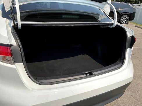Used 2023 Toyota Corolla LE FWD image 37