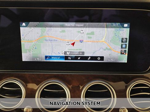 Used 2022 Mercedes-Benz E 350 4MATIC Sedan w/ Driver Assistance Package image 3