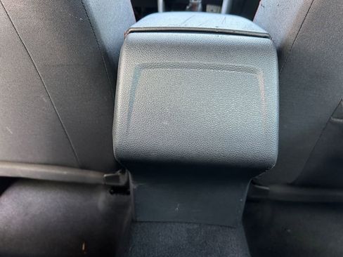 Used 2019 Volkswagen Jetta GLI FWD image 33