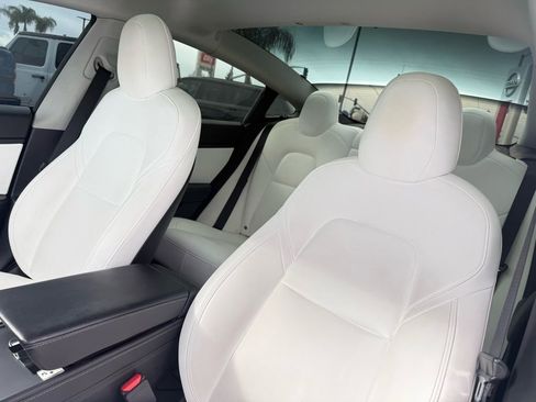 Used 2021 Tesla Model 3 Long Range image 15