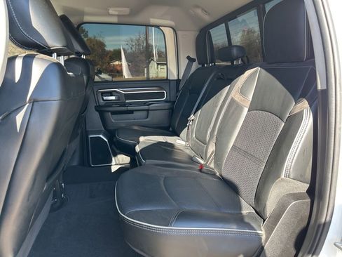 Used 2024 RAM 2500 Laramie image 12