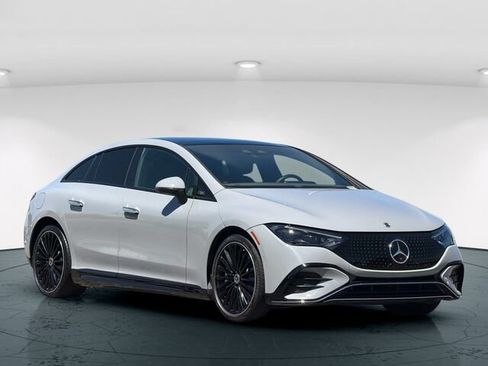 Certified 2023 Mercedes-Benz EQE 500 4MATIC Sedan image 9