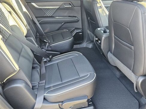 New 2026 GMC Acadia Denali w/ Super Cruise Package image 15