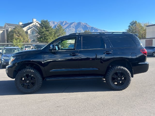 Used 2019 Toyota Sequoia TRD Sport w/ TRD Sport Premium Package AWD/4WD image 6