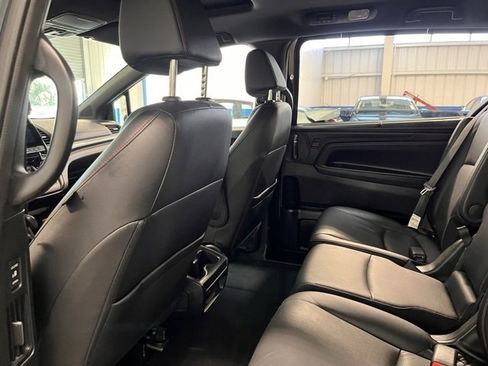 Used 2023 Honda Odyssey Sport image 17