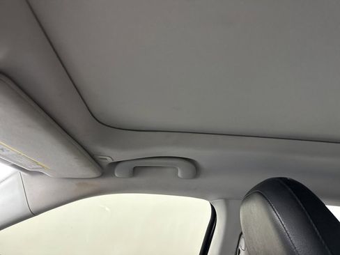 Used 2018 Jeep Compass Limited w/ Navigation Group image 34