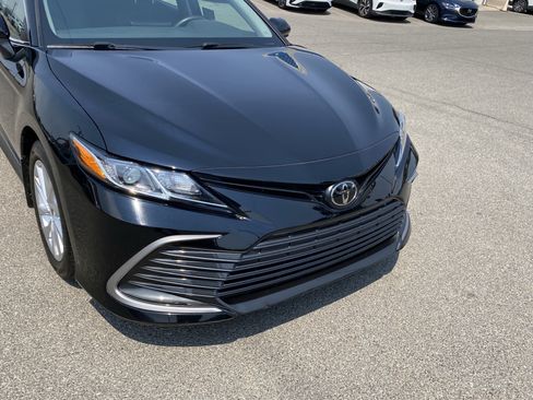Used 2023 Toyota Camry LE FWD image 16