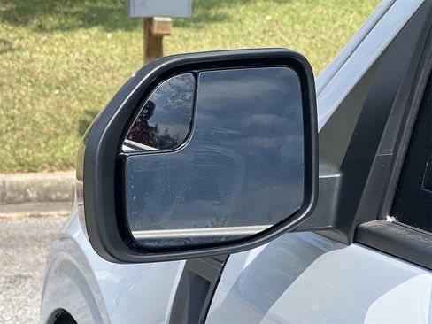 New 2025 Ford Maverick XLT w/ XLT Luxury Package image 28