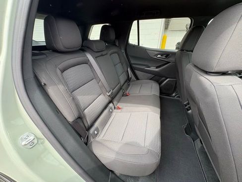 Used 2026 Chevrolet Equinox LT FWD image 27