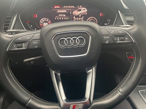 Used 2019 Audi SQ5 Premium Plus w/ Premium Plus Package image 17