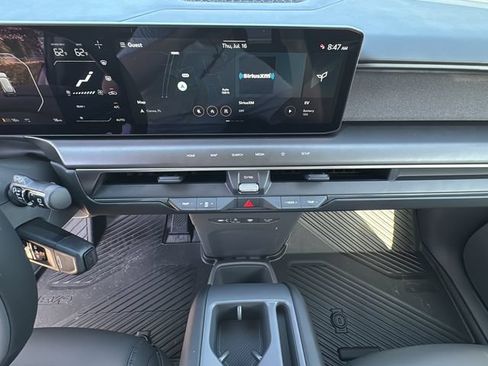 New 2026 Kia EV9 Wind AWD/4WD image 22
