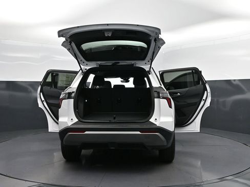 New 2026 Chevrolet Equinox LT w/ Safety and Technology Package image 52